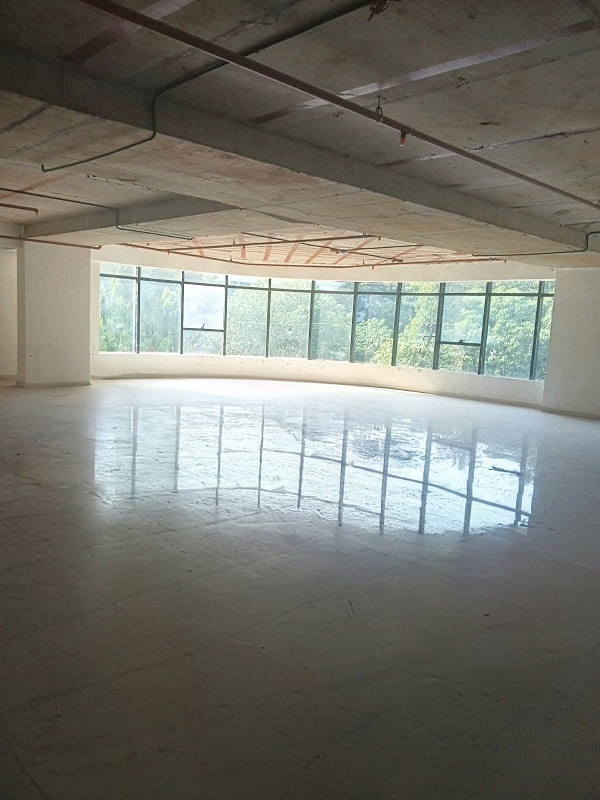 Showroom in Pune, Pune Division — hero photo