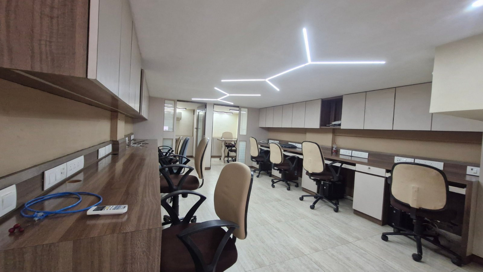Office in Goregaon East, Mumbai — photo 7