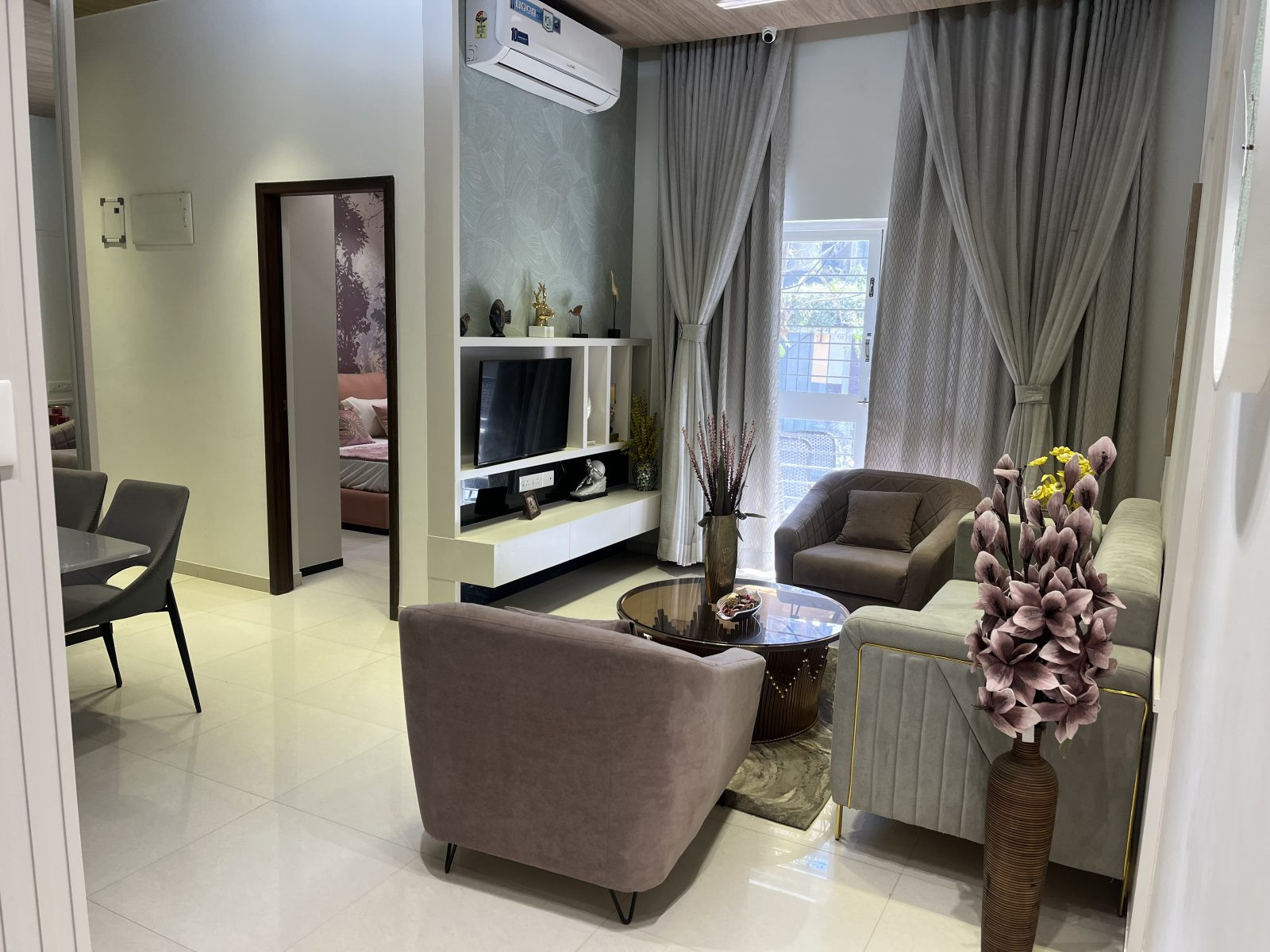 2 BHK Apartment for sale in Hadapsar, Pune