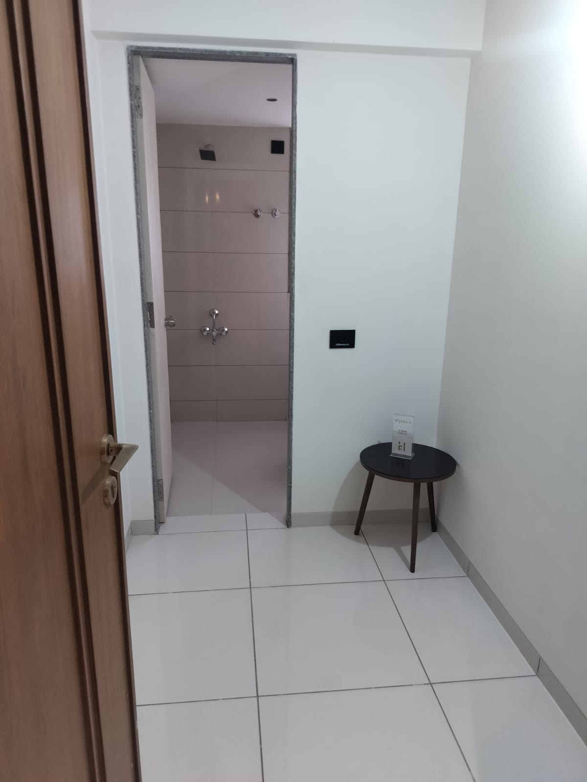 4 BHK Apartment in Ahmedabad — photo 11