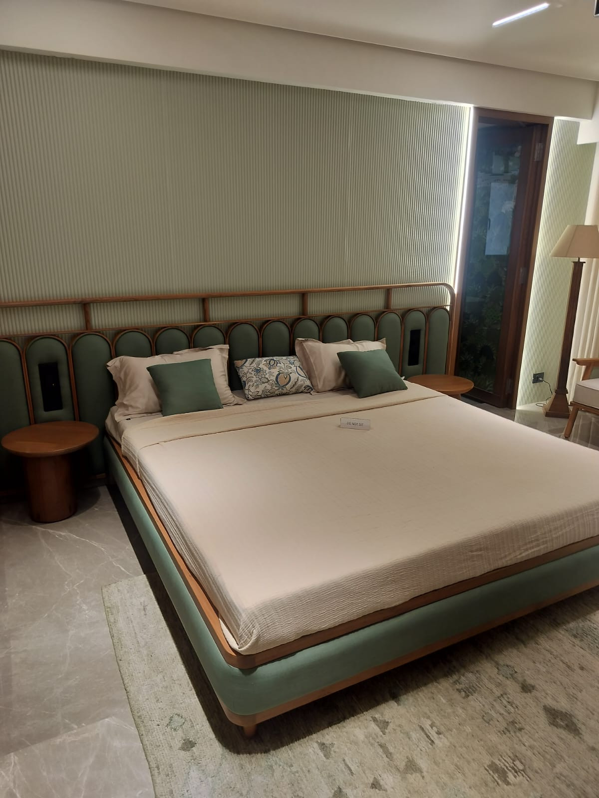 4 BHK Apartment in Ahmedabad — photo 9