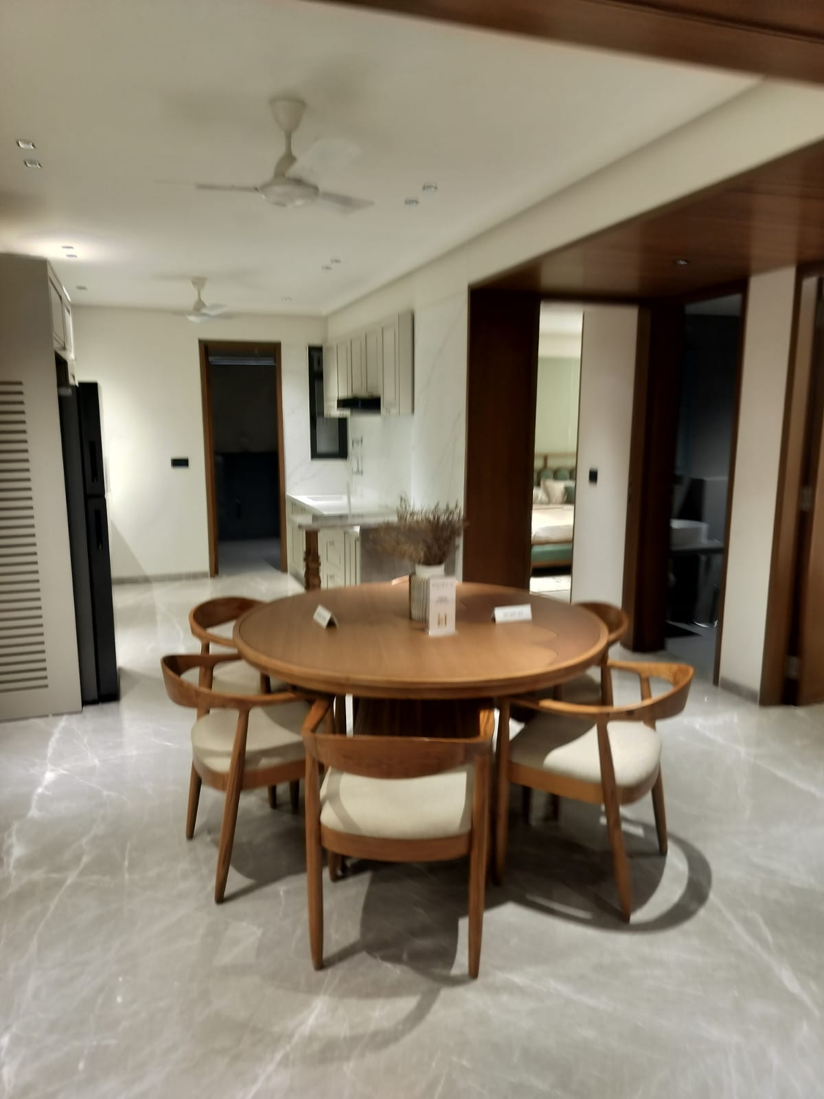4 BHK Apartment in Ahmedabad — photo 6