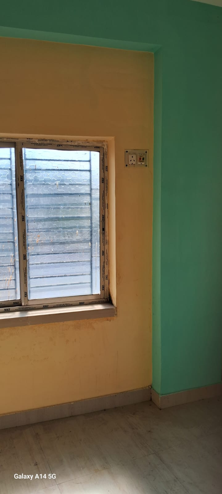 2 BHK Apartment in Dum Dum, Kolkata — hero photo