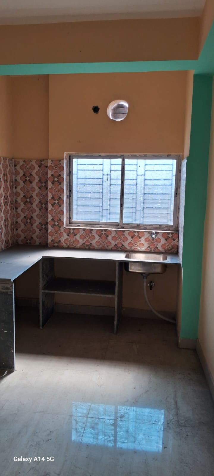 2 BHK Apartment in Dum Dum, Kolkata — photo 3