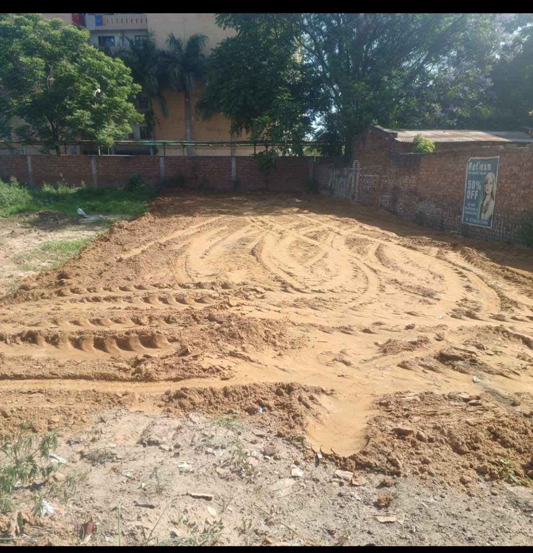 Showroom in Kharar, Chandigarh — hero photo