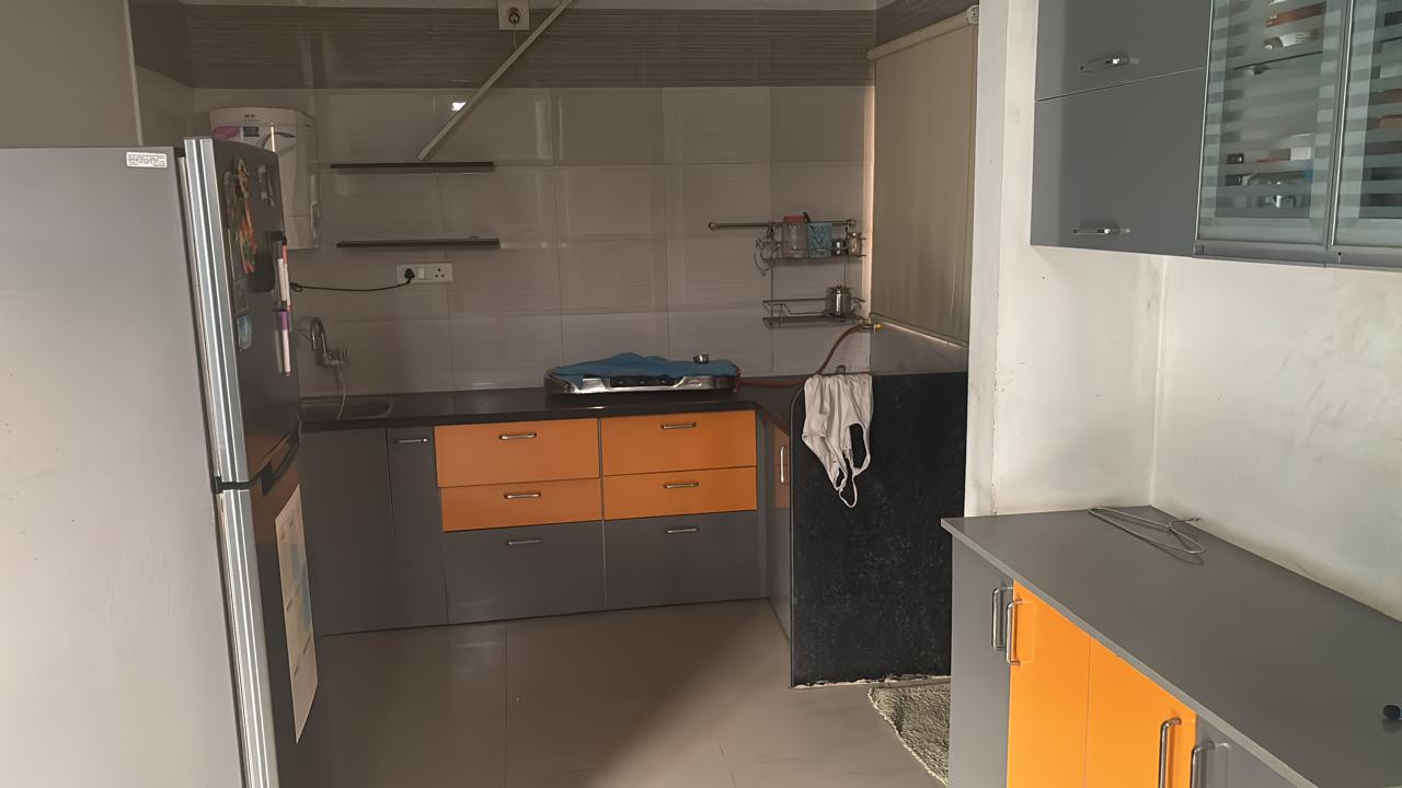 3 BHK Penthouse in Everest icon, Vadodara — photo 2