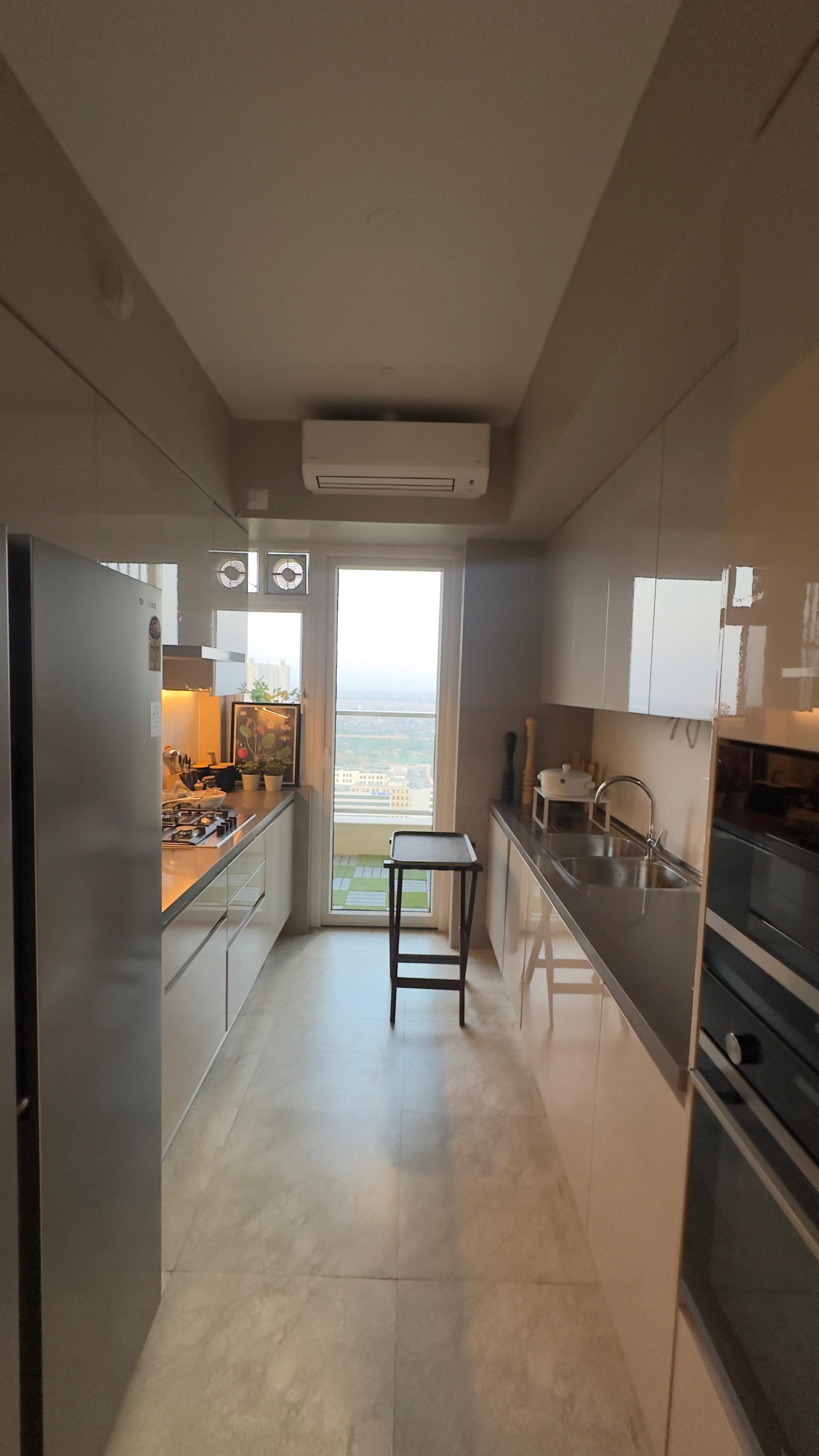 3 BHK Apartment in Moti Nagar, Delhi — photo 9