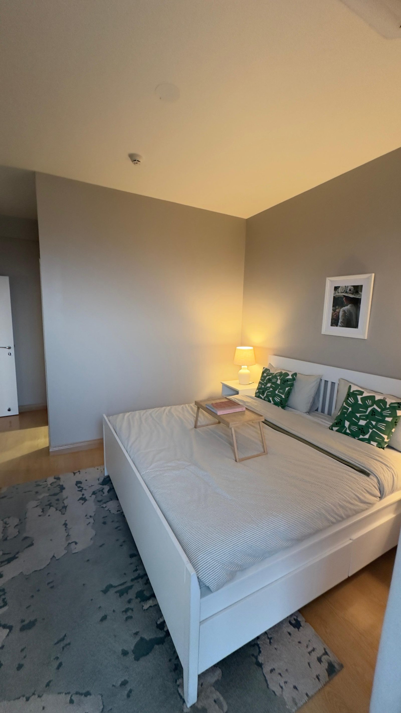 2 BHK Apartment for sale in Moti Nagar, Delhi