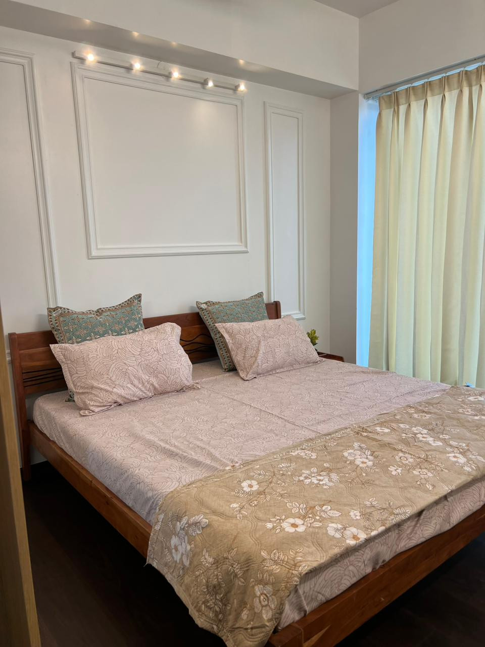 3 BHK Apartment in Gurugram, Haryana — photo 2