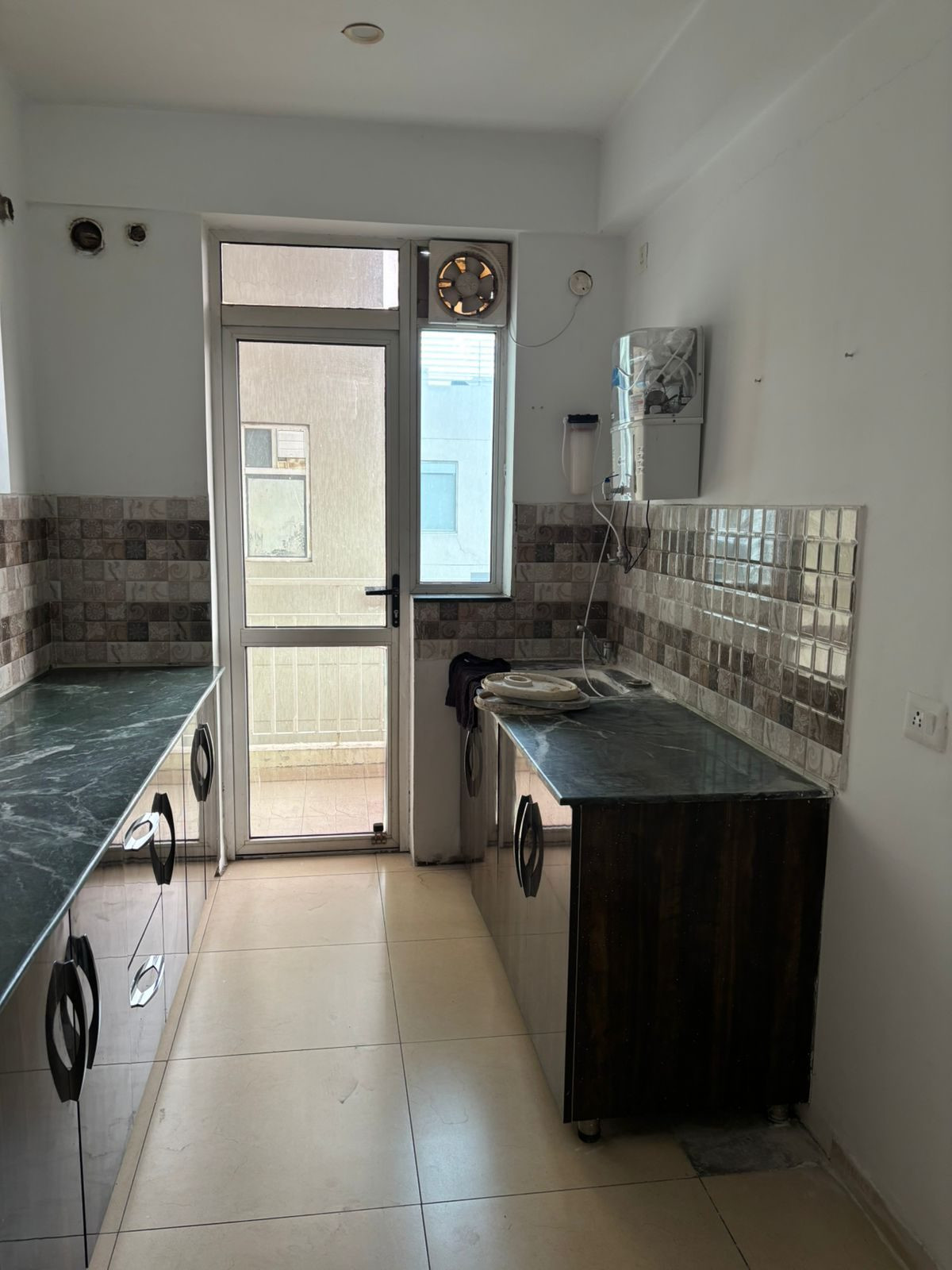 2 BHK Apartment for rent in Zirakpur, Mohali
