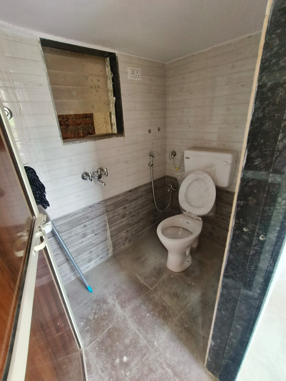Apartment in Virar West, Vasai-Virar — hero photo