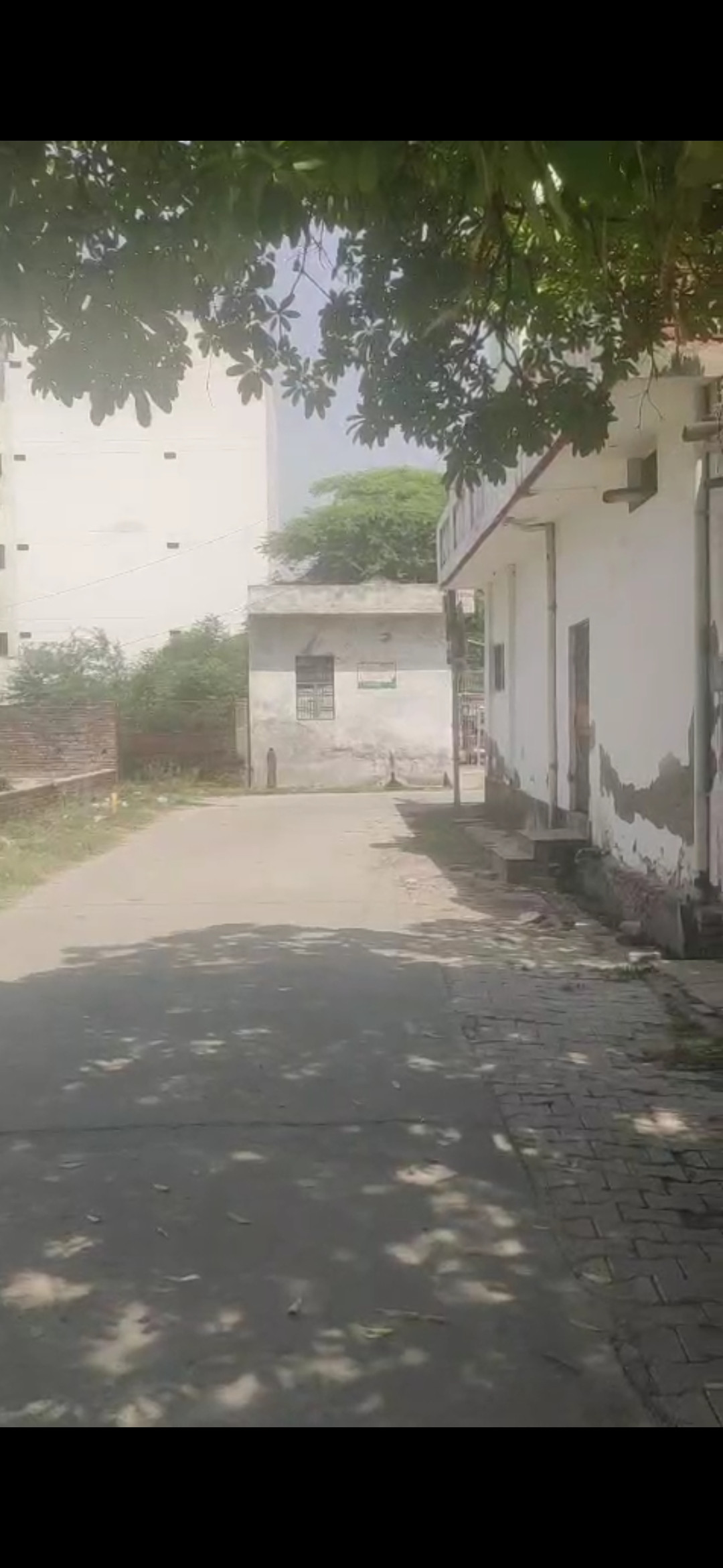 233 ghaz plot for sale at green park