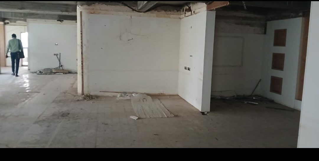 Office for rent in Dadar, Mumbai