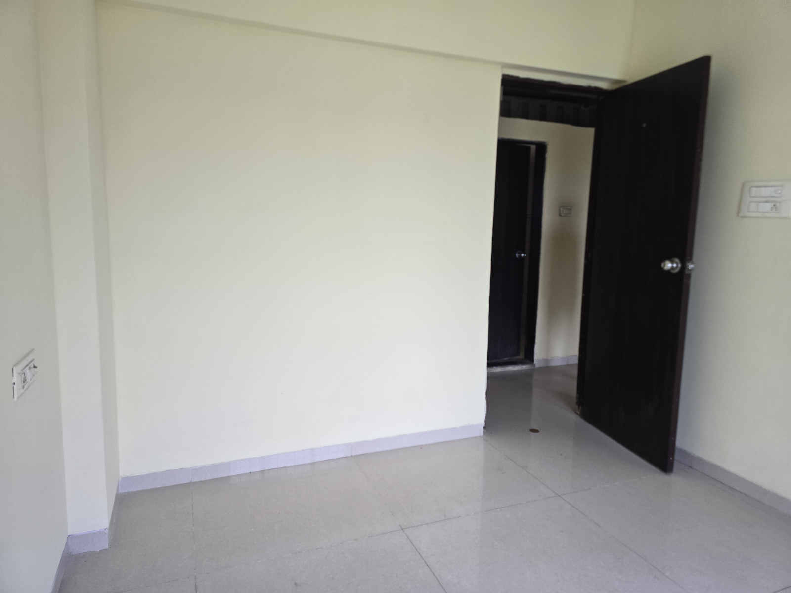 2 BHK Apartment in Virar West, Palghar — photo 4