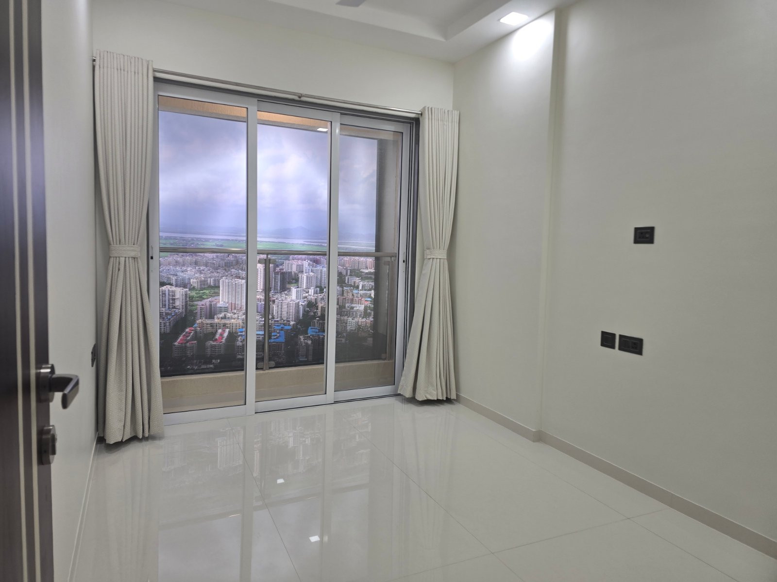 2 BHK Apartment in Virar West, Palghar — photo 5