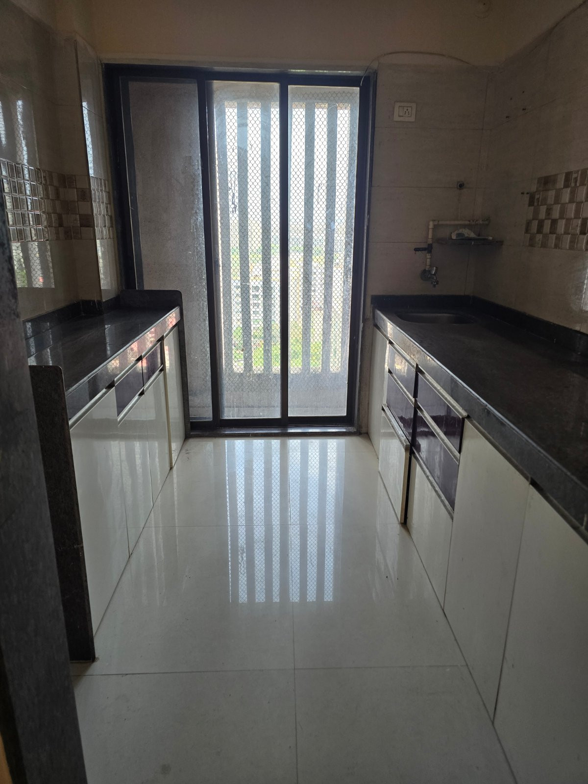 2 BHK Apartment in Virar West, Palghar — photo 3