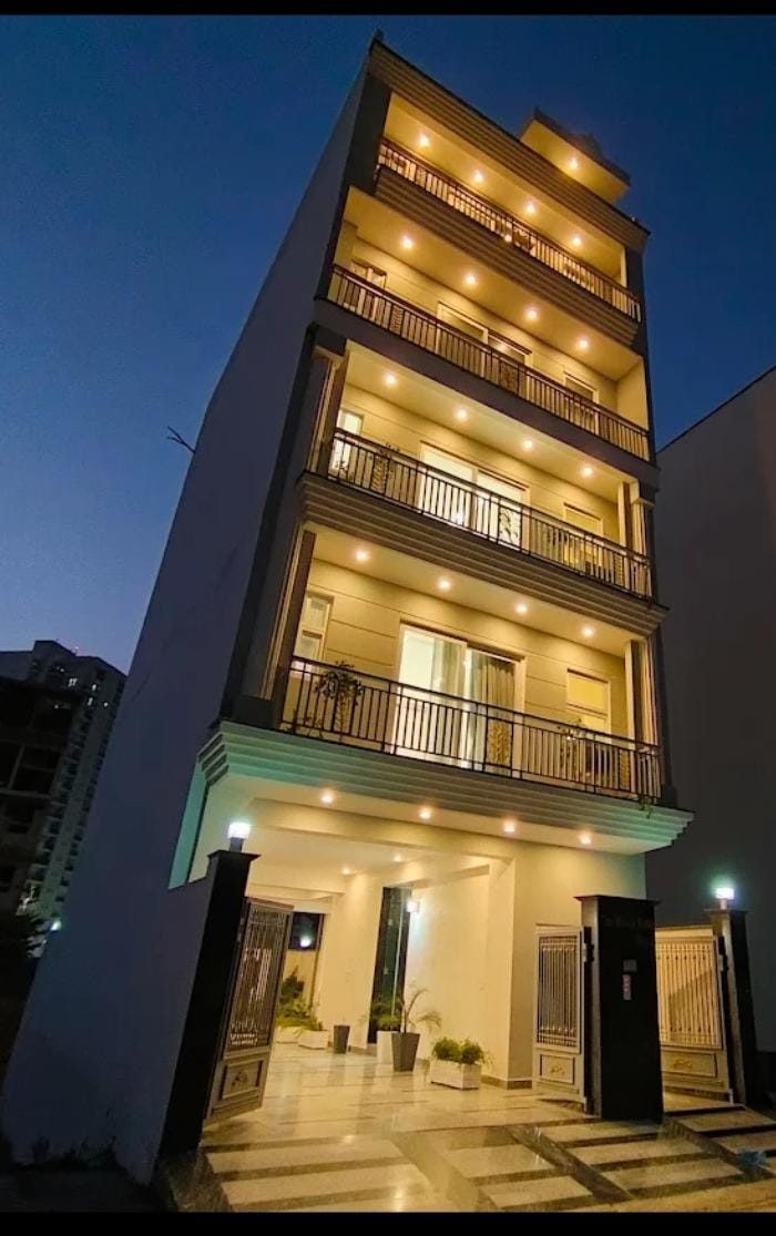 2 BHK Builder Floor for sale in Sector 82A, gurugram