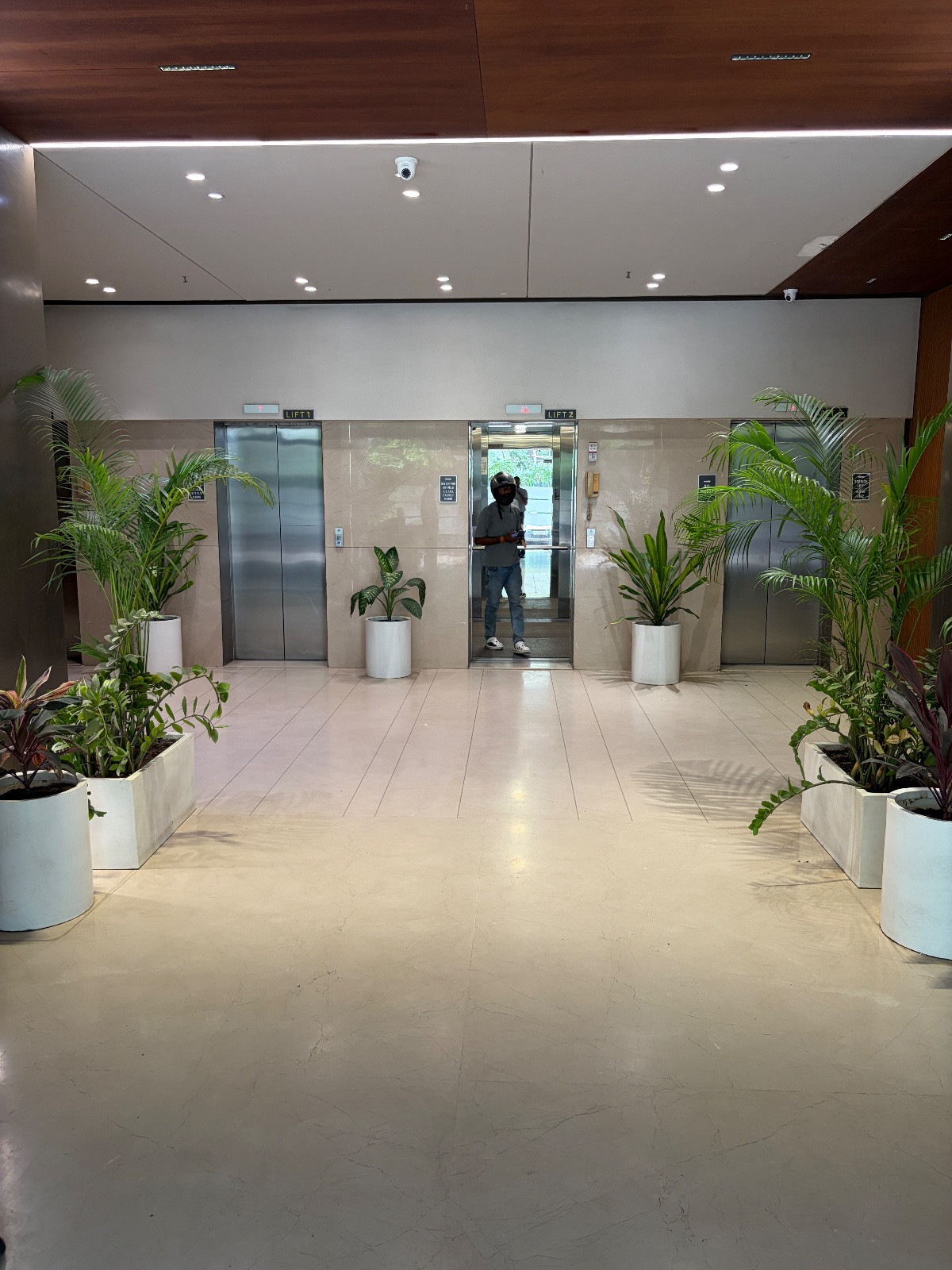 Office in Ambli, Ahmedabad — photo 9