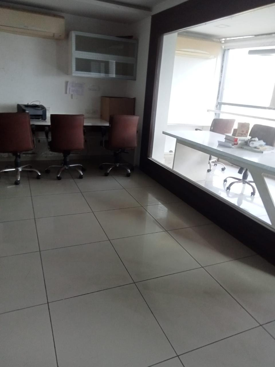 Office in Vastrapur, Ahmedabad — photo 5
