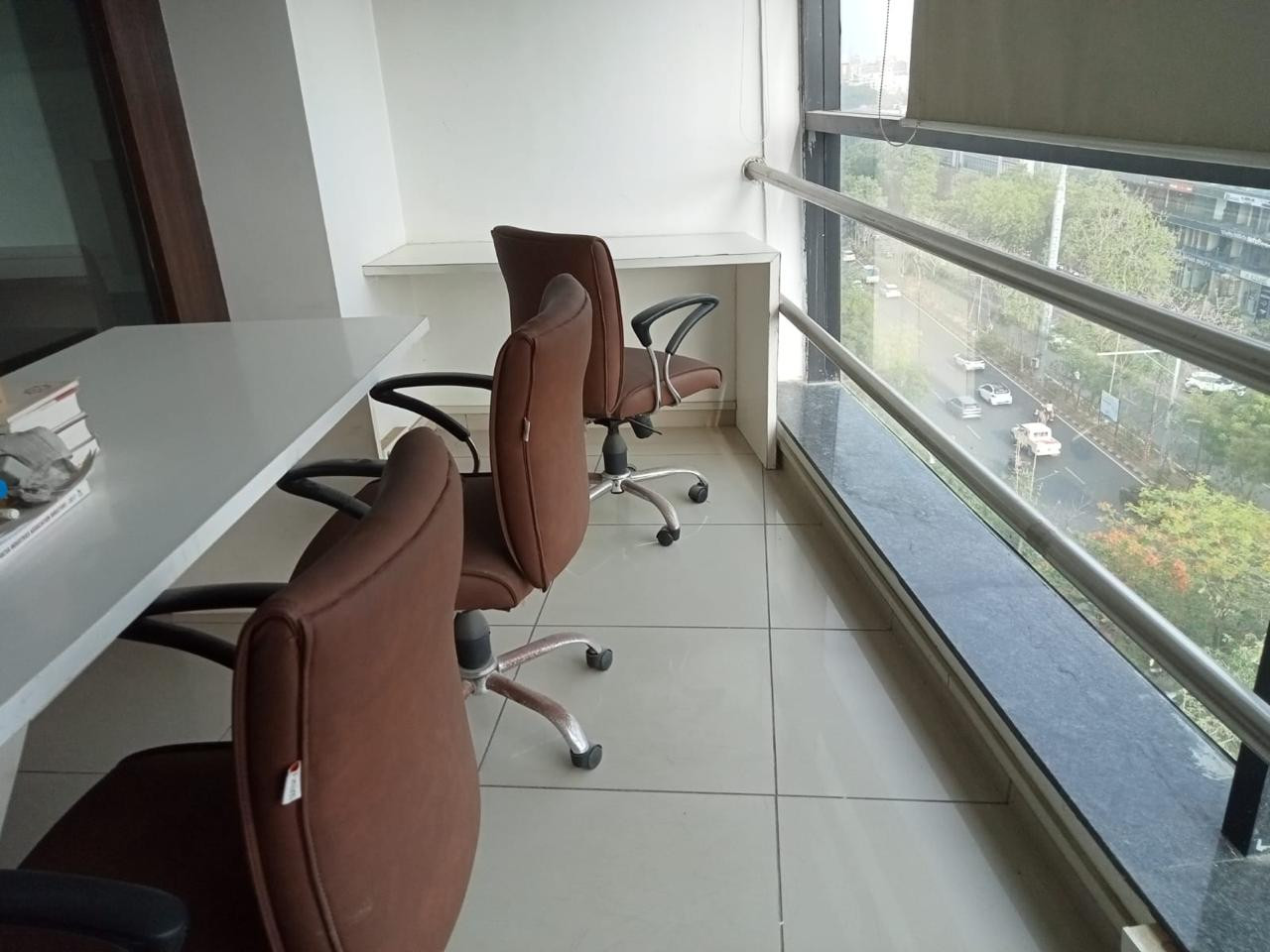 Office in Vastrapur, Ahmedabad — photo 7
