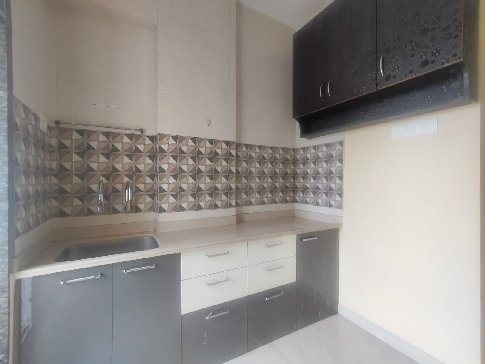 1 BHK Apartment in Dombivli West, Thane — photo 2