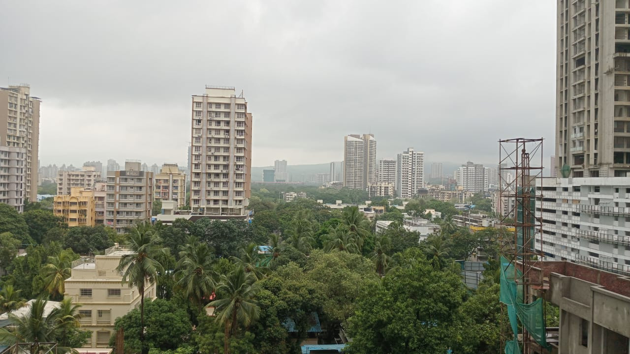 2 BHK Apartment in Kandivali West, Mumbai — photo 3
