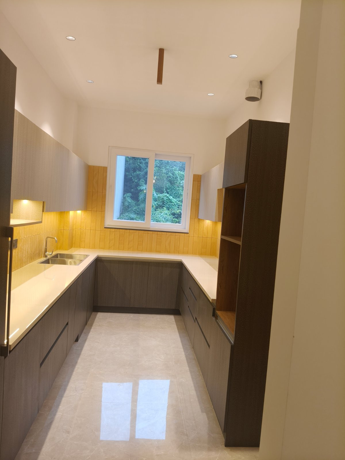 Modular kitchen