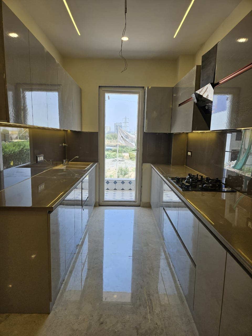 3 BHK Builder Floor in Sector 70, gurugram — photo 6