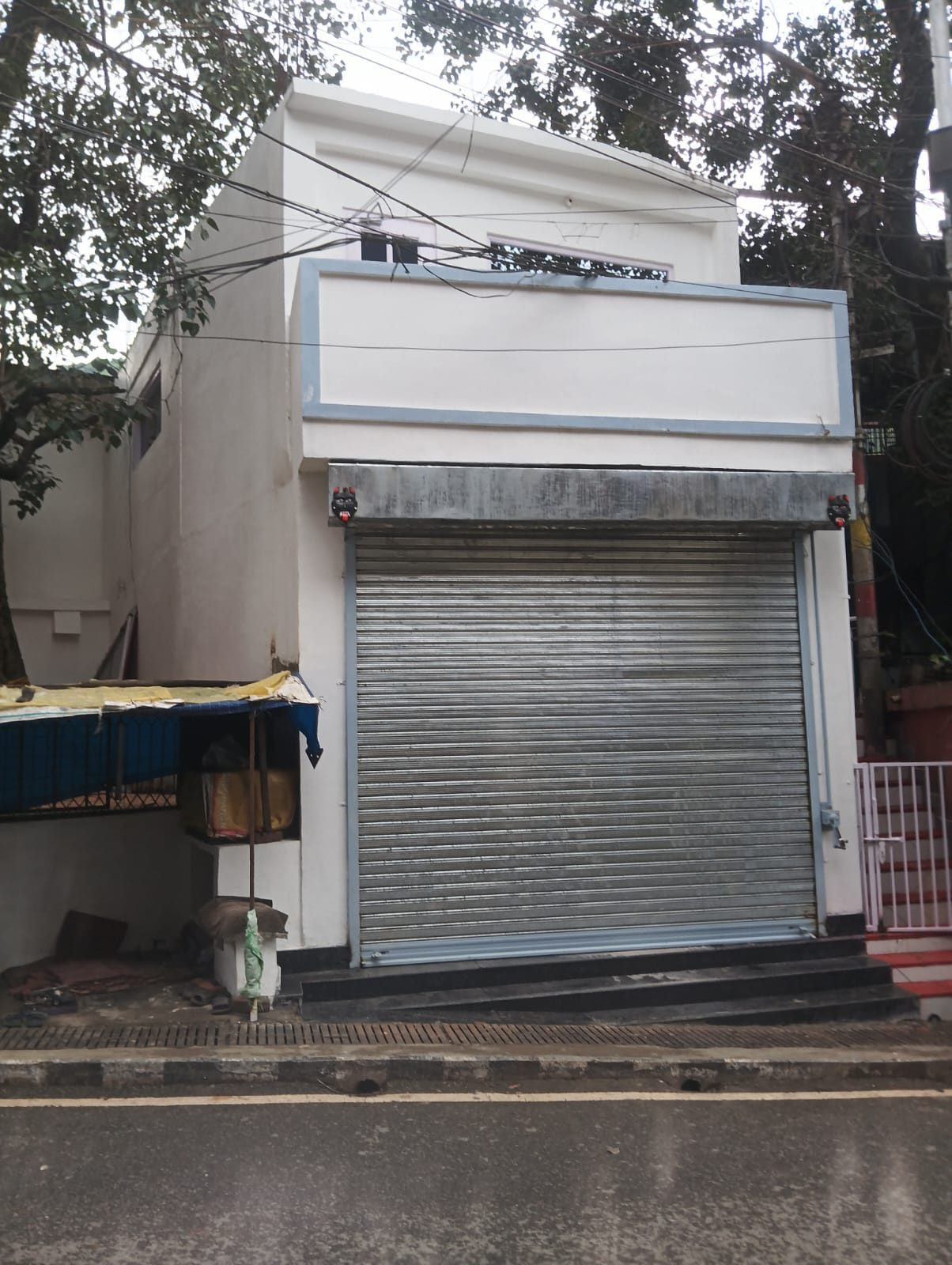 Showroom in Mandi — hero photo
