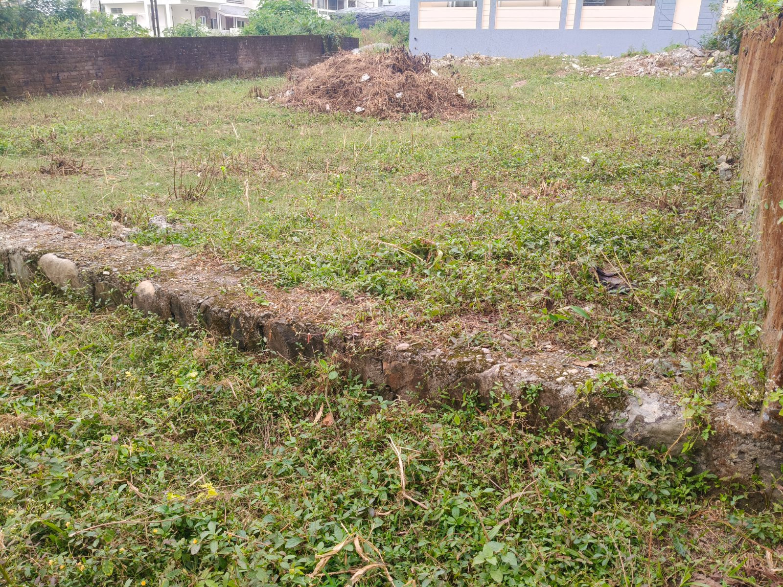 Mixed-use plot for sale in Sahastradhara Road, Dehradun