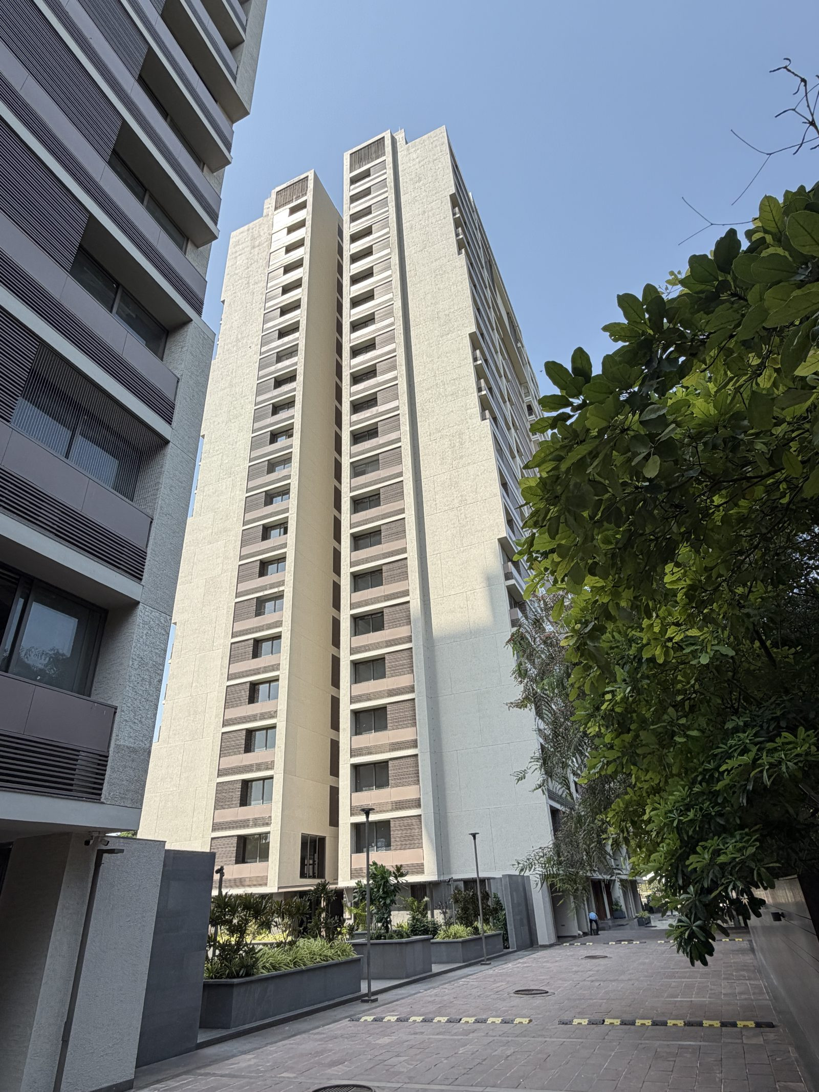 4 BHK Apartment for Sale in Ambli, Ahmedabad