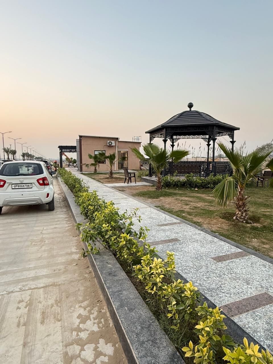 Residential plot in Vrindavan — photo 2