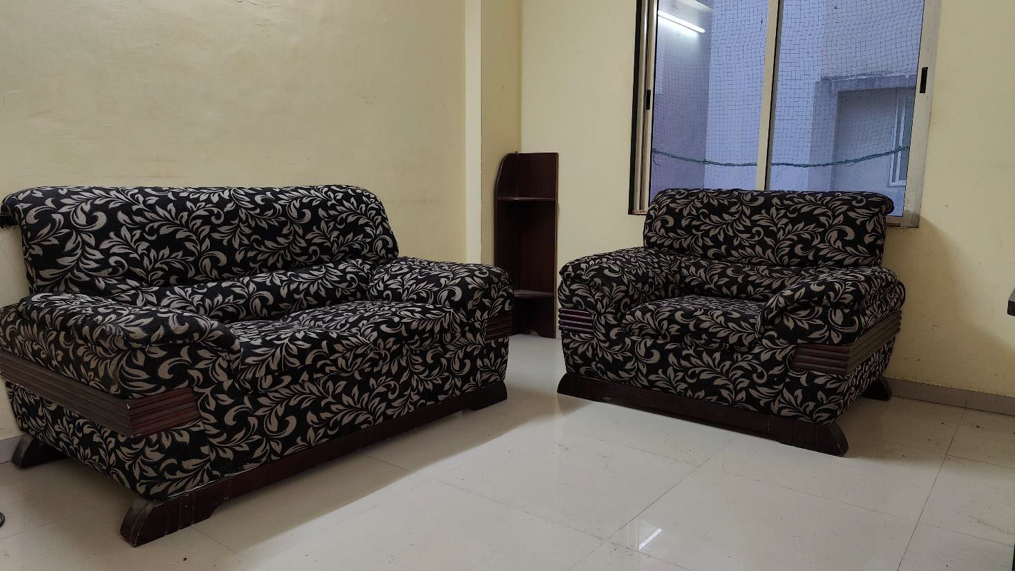 2 BHK Apartment in Thaltej, Ahmedabad — photo 3