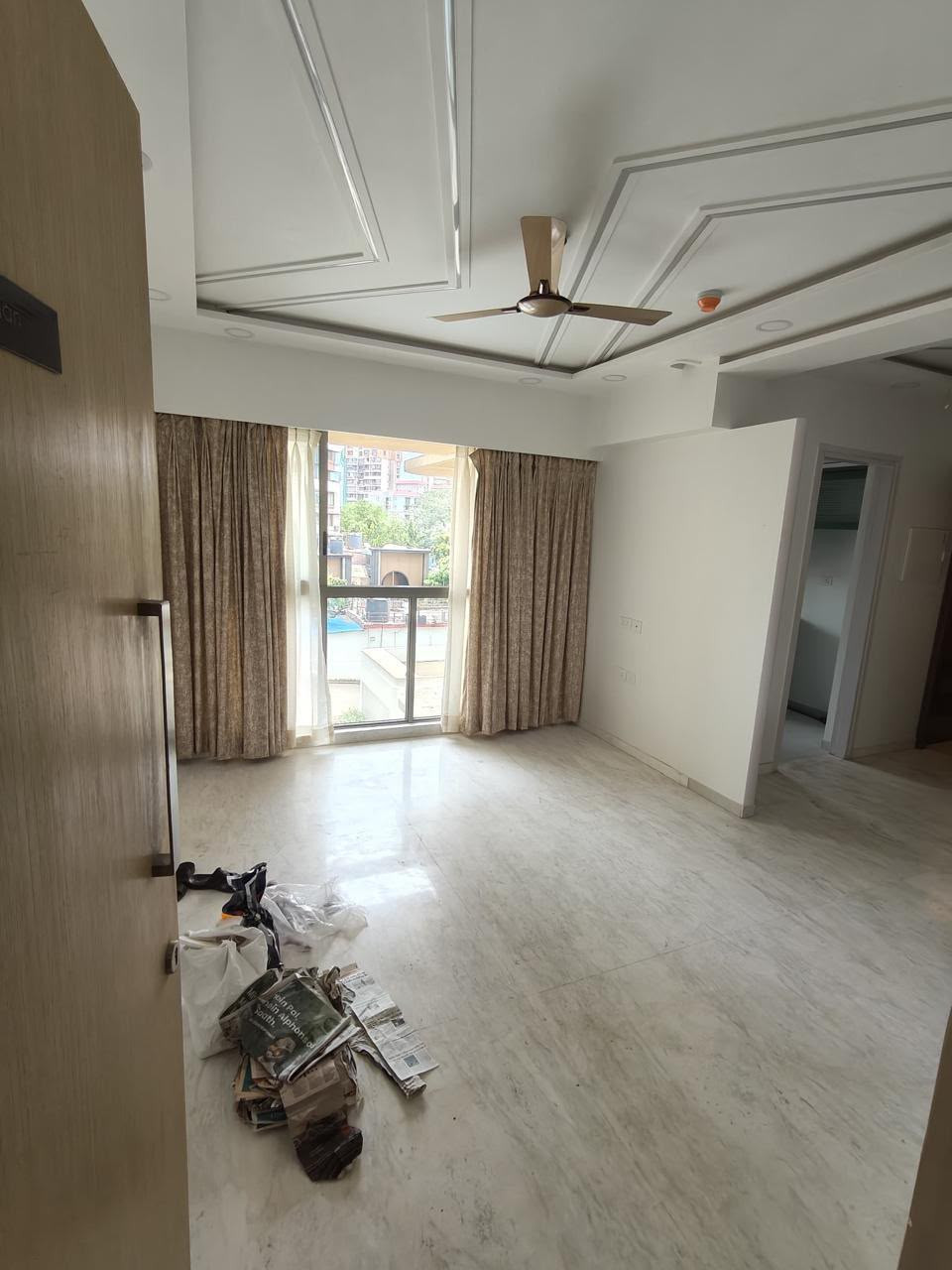 2 BHK Apartment in Jogeshwari, Mumbai — photo 3