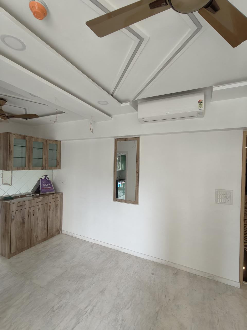 2 BHK Apartment in Jogeshwari, Mumbai — photo 7