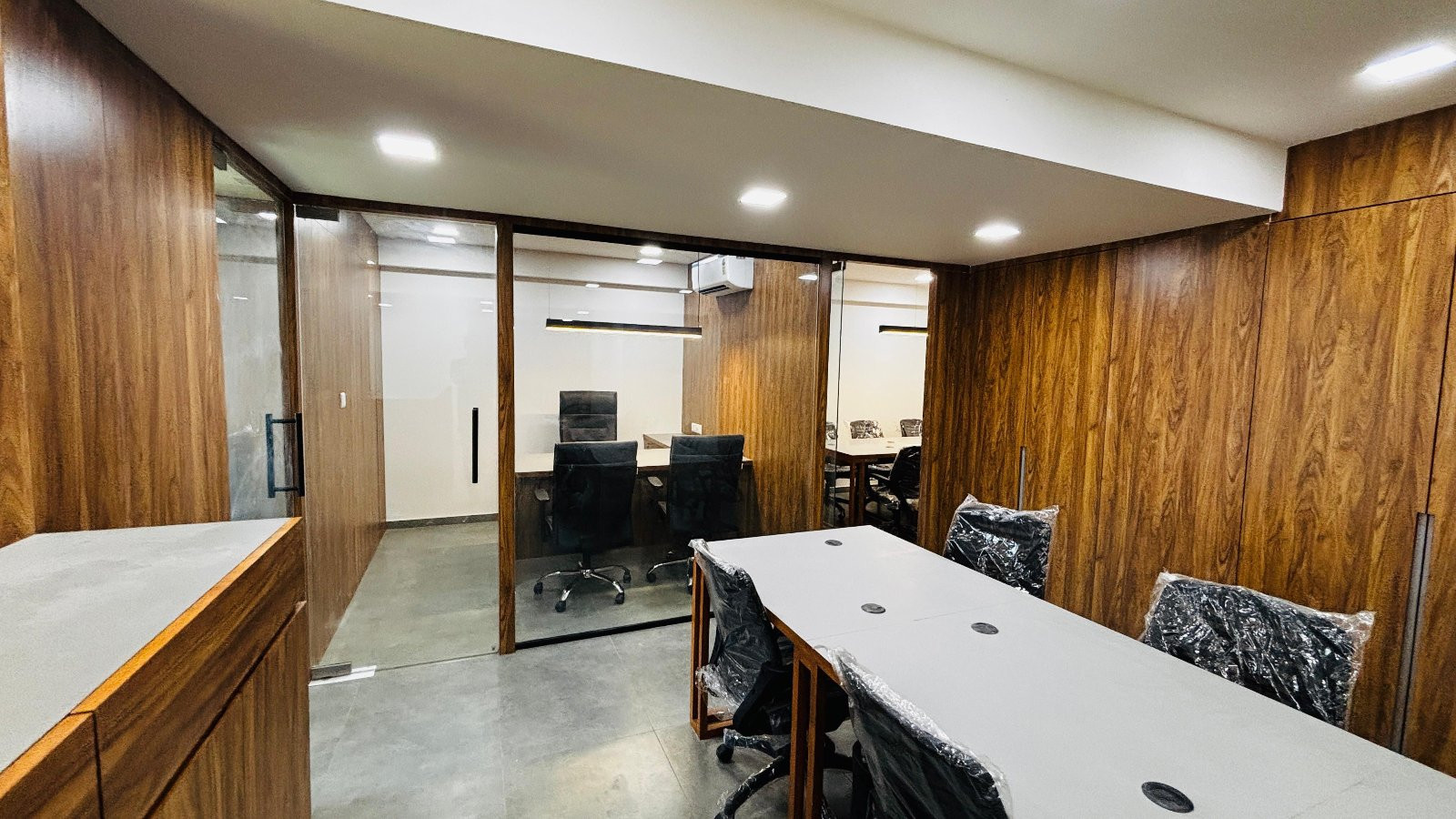Office in Makarba, Ahmedabad — photo 6