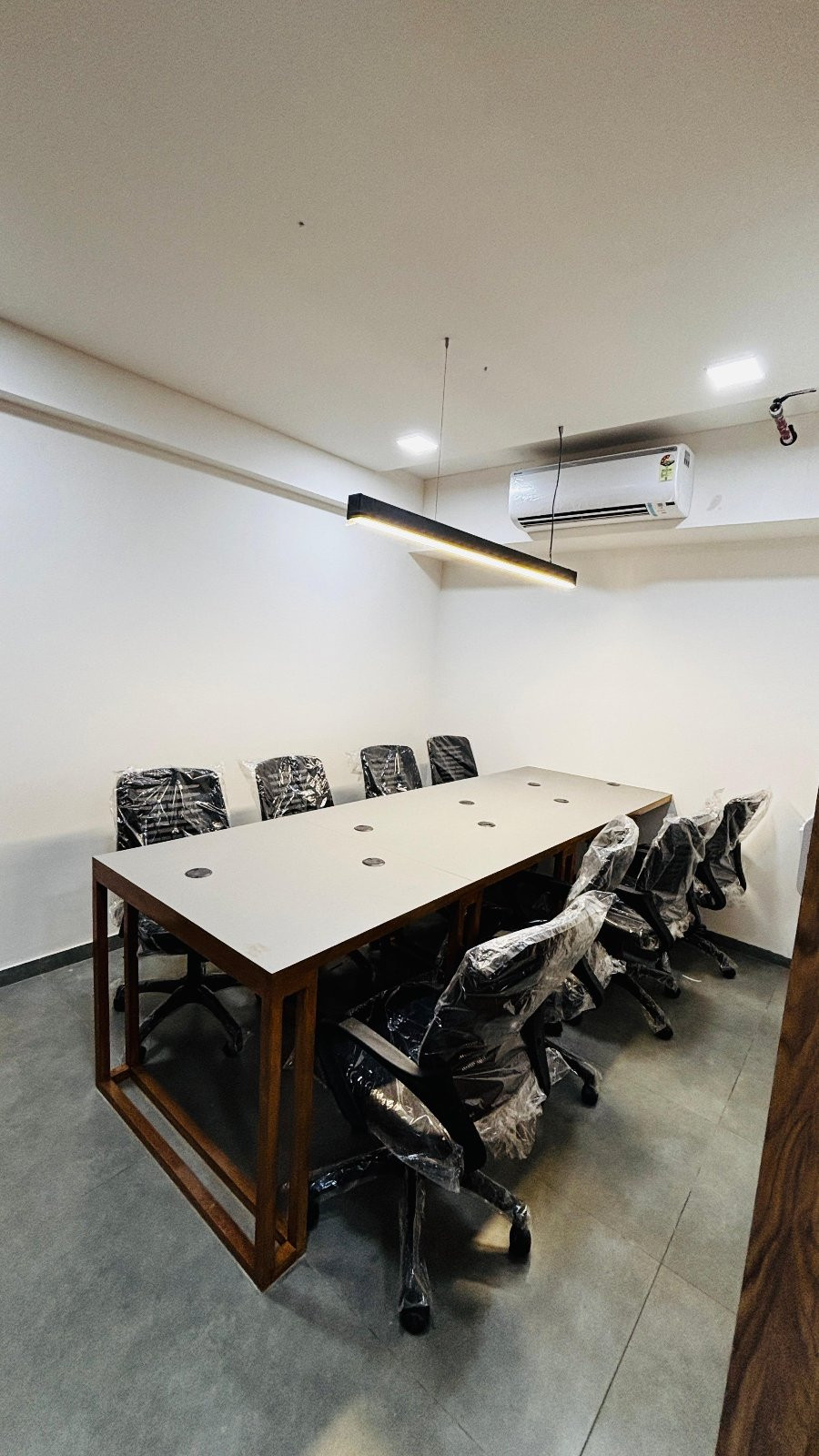 Office in Makarba, Ahmedabad — photo 2