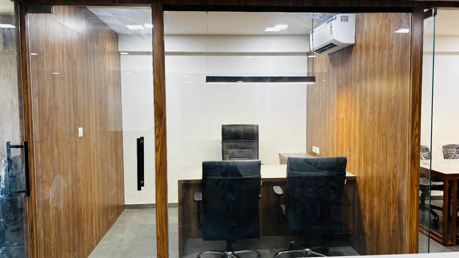 Office in Makarba, Ahmedabad — photo 4