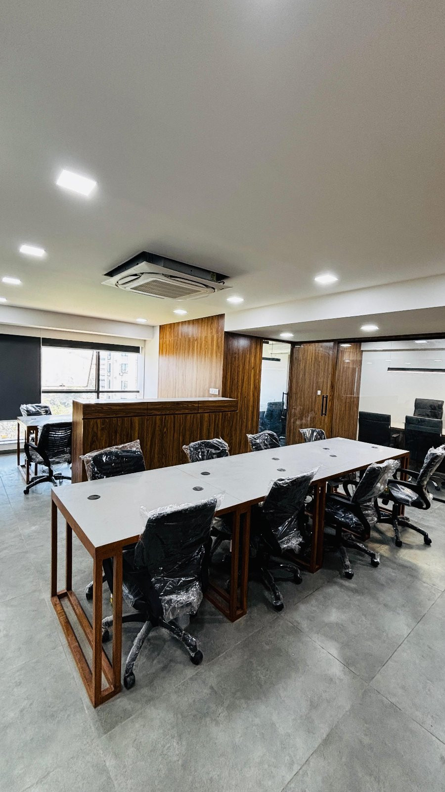 Office in Makarba, Ahmedabad — photo 11
