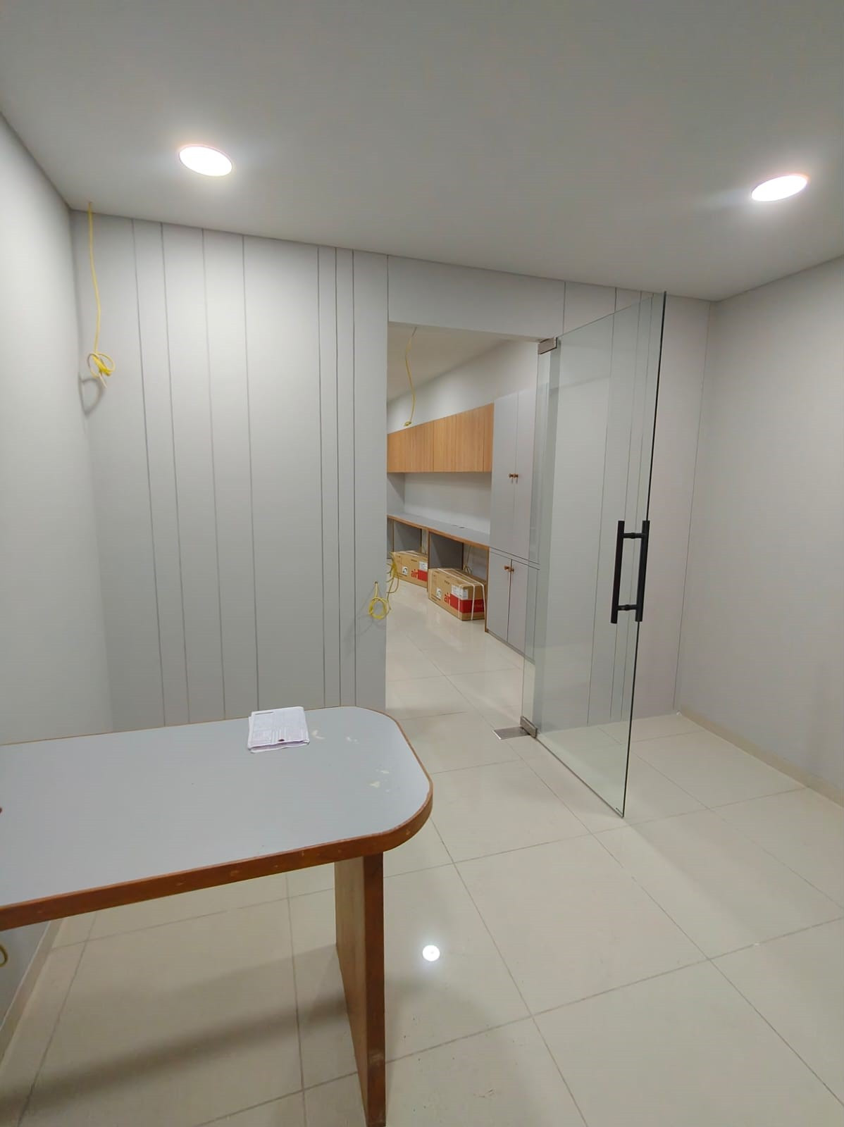 Furnished Office for Rent in Anam-2, Ambli Road | 1185 Sq.Ft | 2 Cabin | 10 Workstations | Ahmedabad