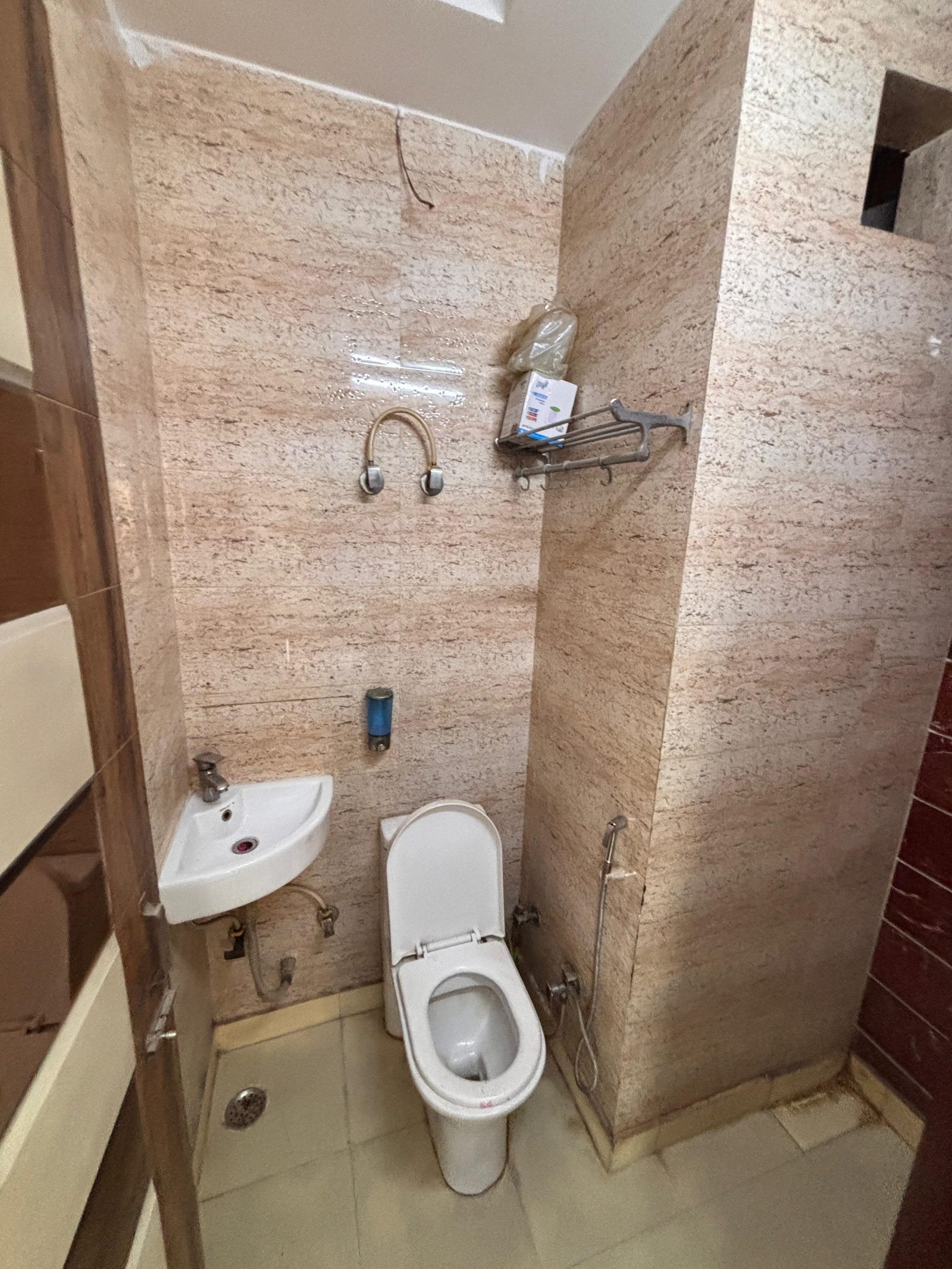 Apartment in Dwarka, Delhi — hero photo