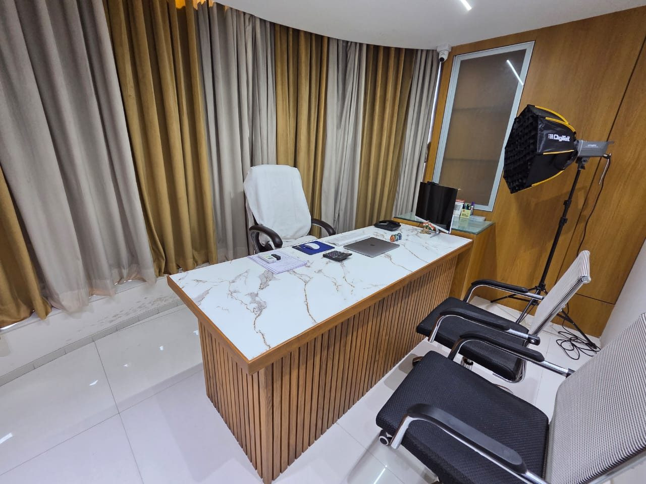 Office for sale in Indore