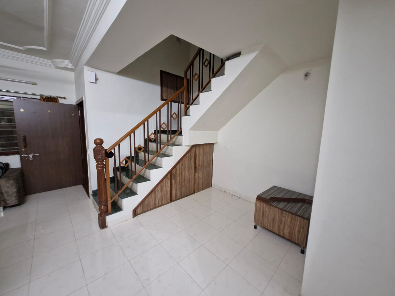 4 BHK Independent House in Ahmedabad — photo 4