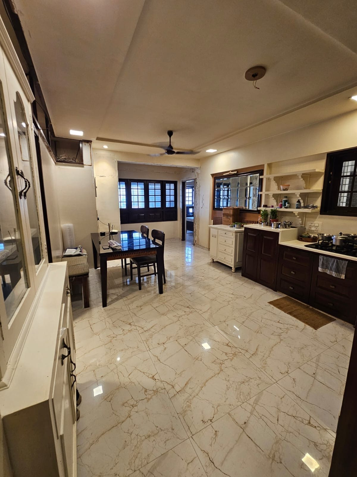 3 BHK Apartment in Parel, Mumbai — hero photo