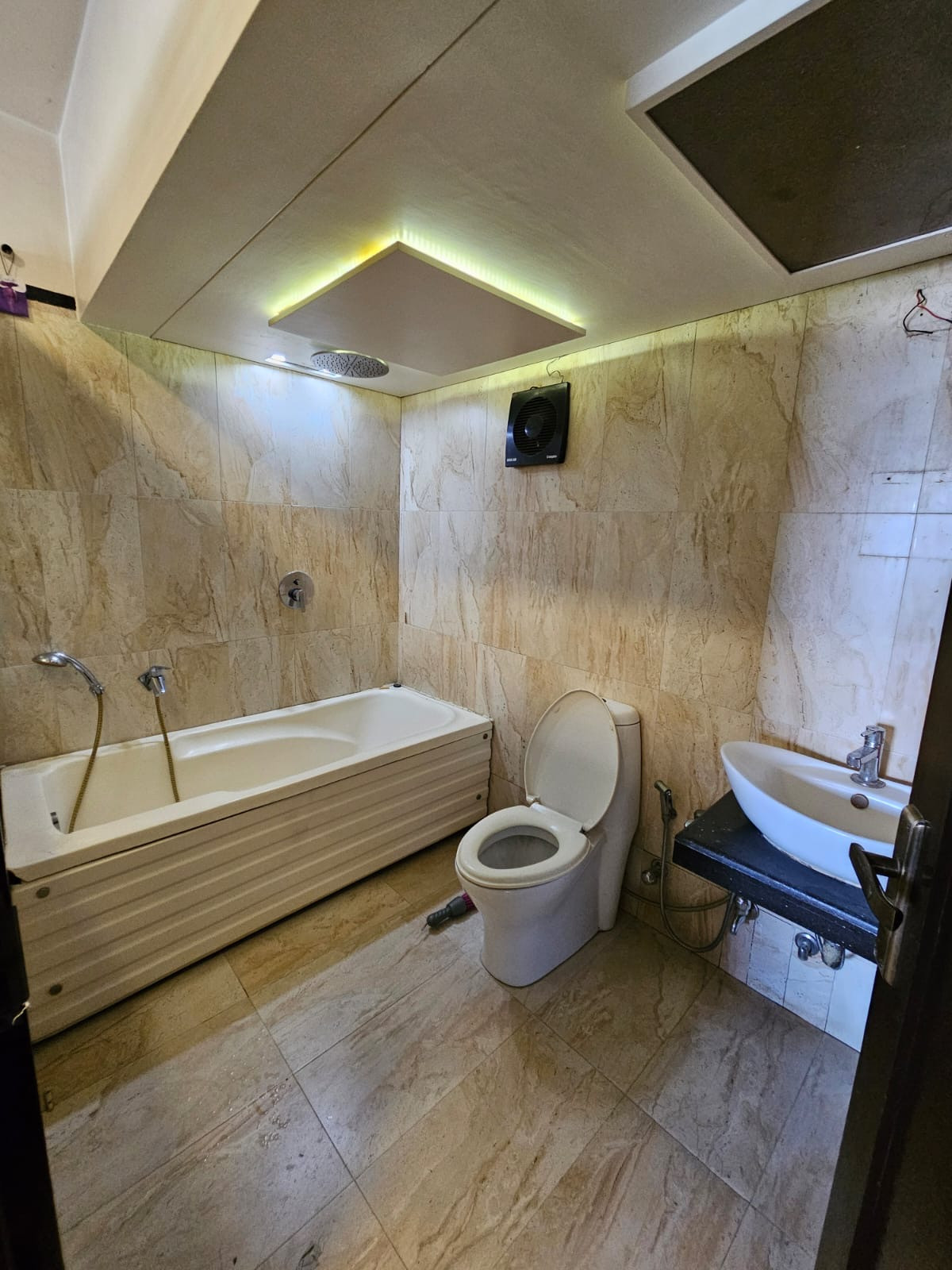 3 BHK Apartment in Parel, Mumbai — photo 5