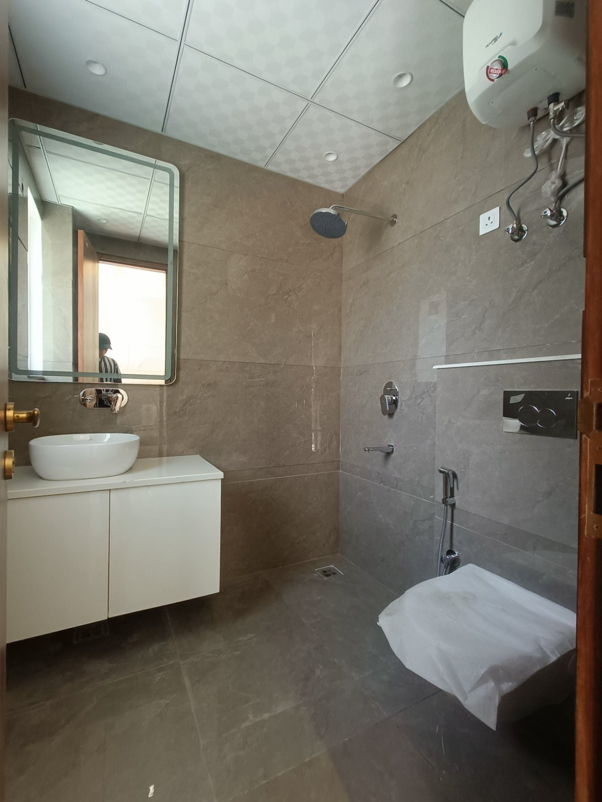3 BHK Builder Floor in Sector 83, gurugram — photo 11