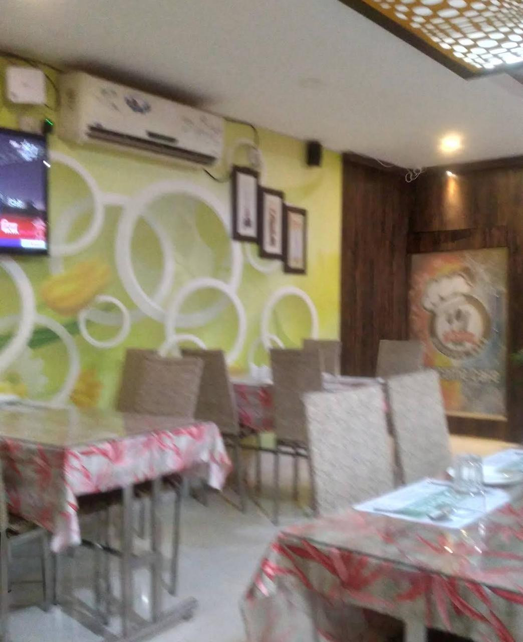 3000sqft fully furnished running restaurant for rent in Patia