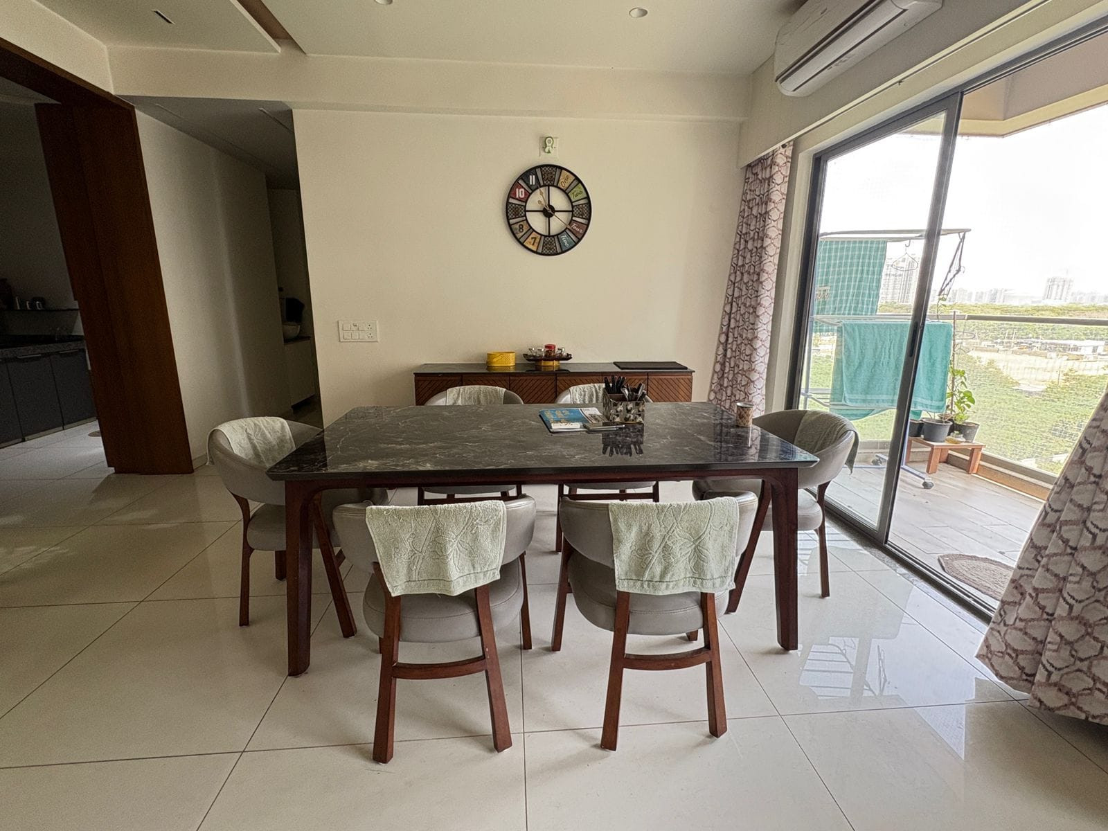4 BHK Apartment in Ahmedabad — photo 8