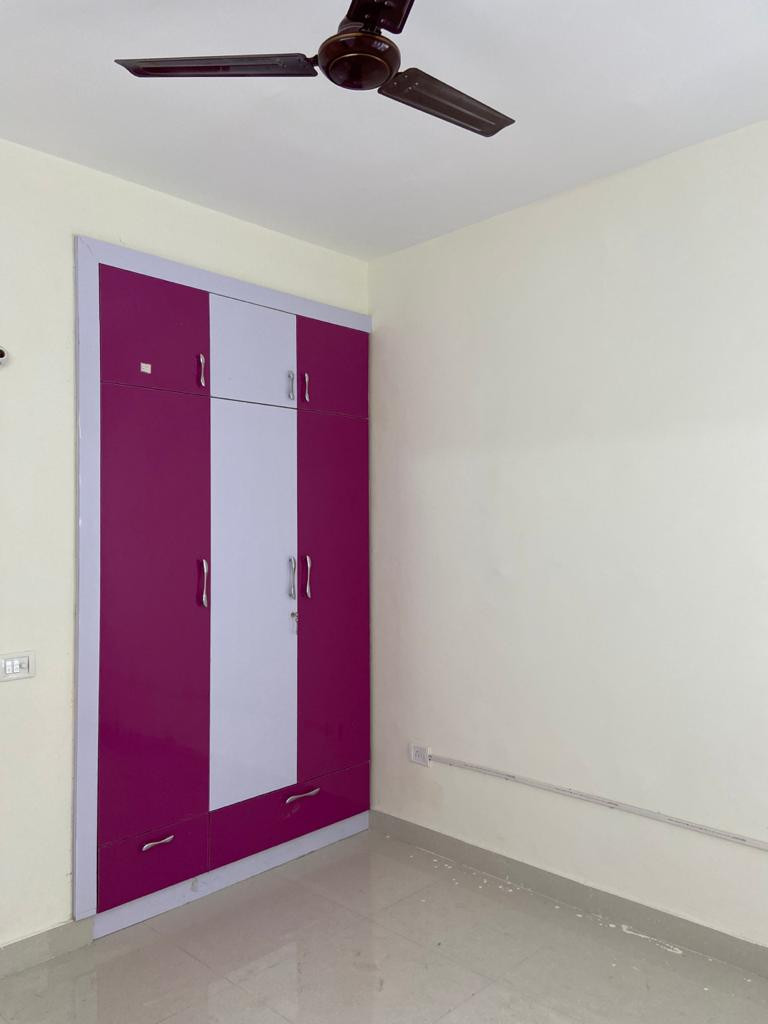 3 BHK Apartment in gurugram — photo 5