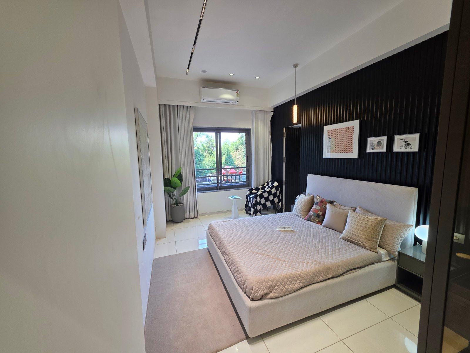 Masterbed